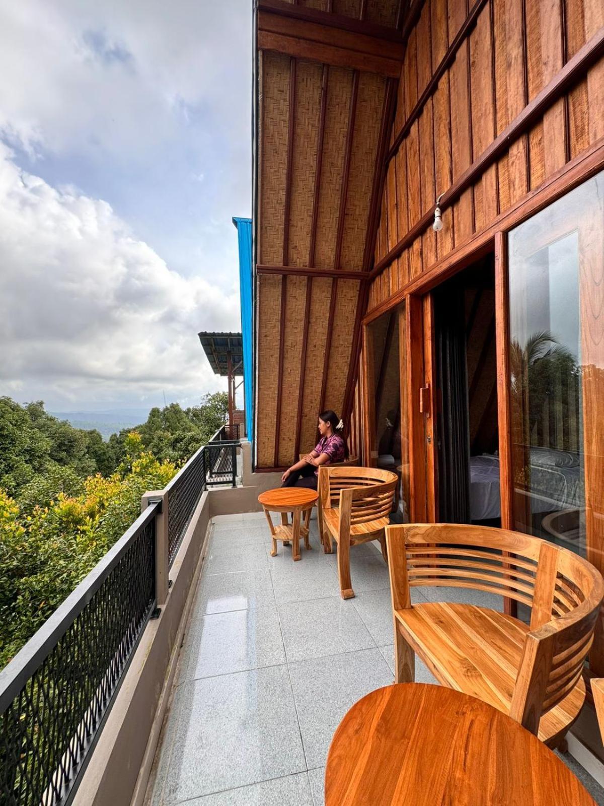 Puri Pilihani Hostel Munduk Kültér fotó